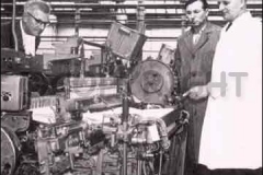 chorley-supervising-weaving