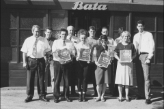 with_certificates